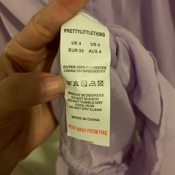 PrettyLittleThing Lilac High Neck Frill Hem Dress - Picture 8 of 8